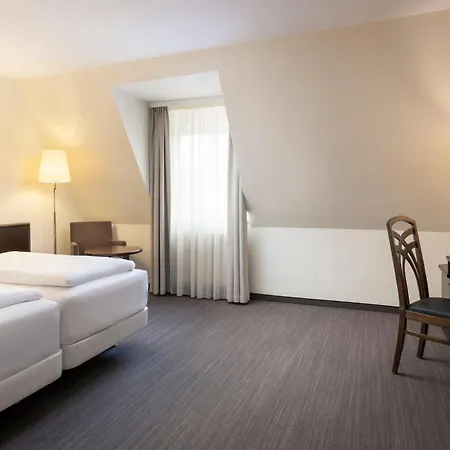 Elaya Hotel Noerdlingen, Trademark By Wyndham-2